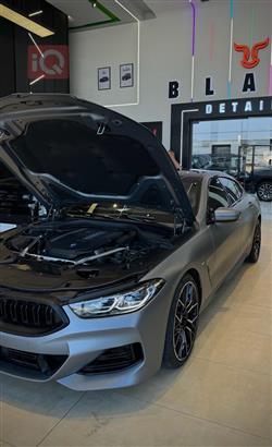 بي ام دبليو 8 الفئة